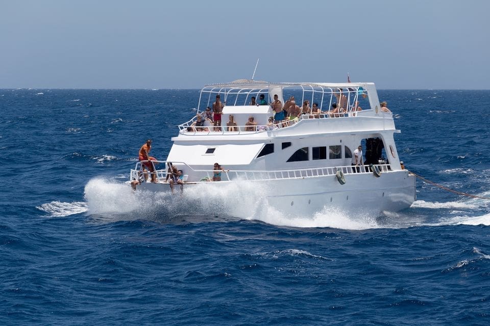 Marsa Mubarak Snorkeling Boat Tour