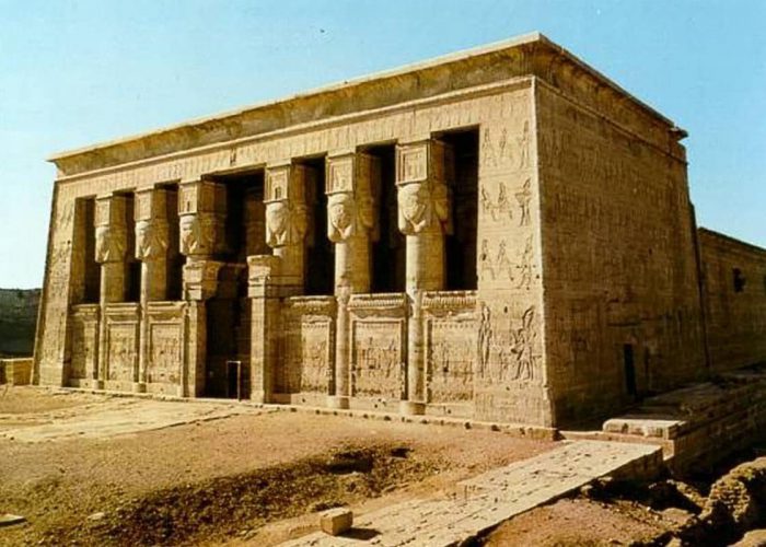 Luxor, Flight, Overday, Karnak temple, Hatschebsut, Abydos Tempel, Vally of Kings, Nile Cruises with Trivaeg