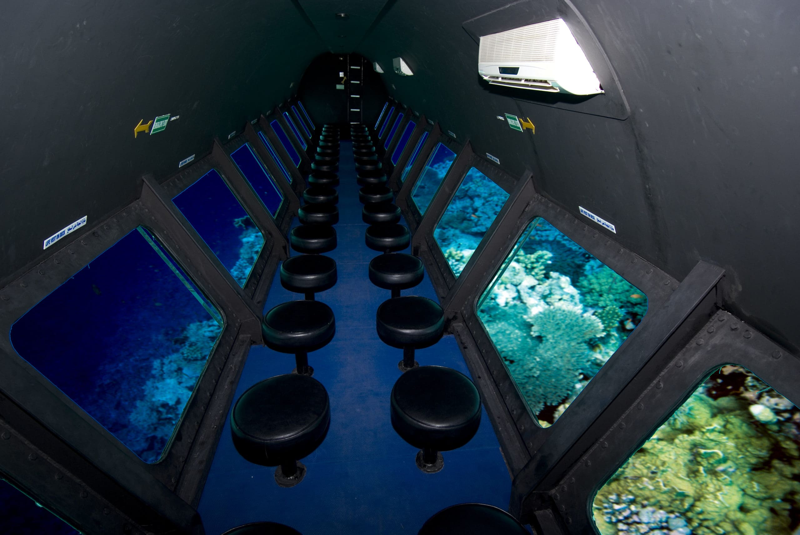 From Hurghada: Sea Wolf Glass-Submarine. - Trivaeg