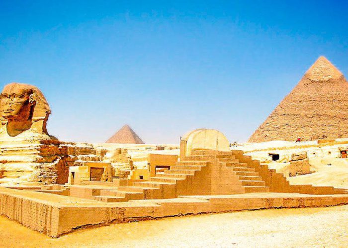 Luxor, Flight, Overday, Karnak temple, Hatschebsut, Vally of Kings, Nile Cruises with Trivaeg