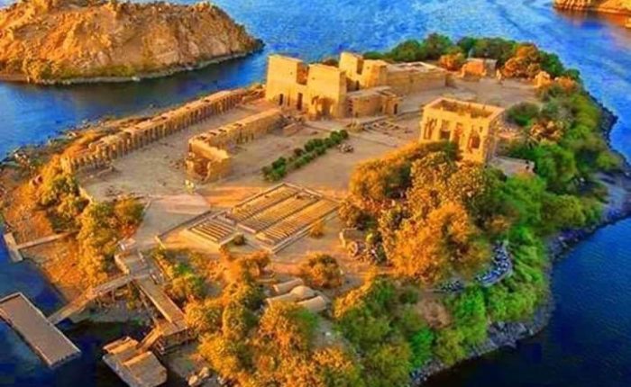 philae island temple